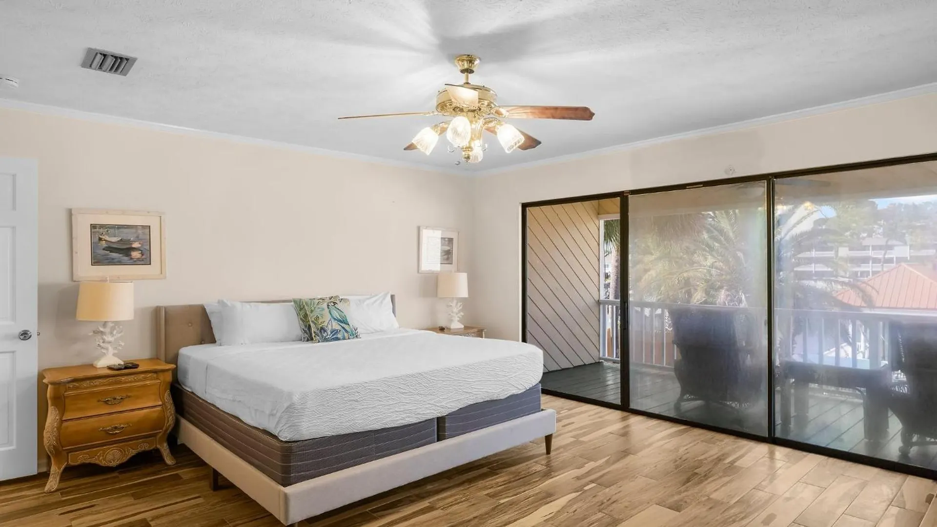 Tranquil Lagoon Beach House! Pool And Beach Nearby! By Dolce Vita Getaways! Panama City Beach