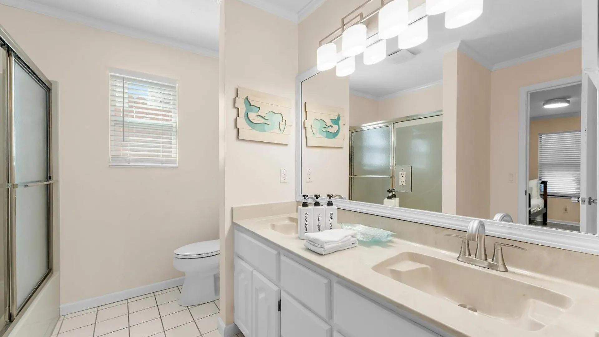 Tranquil Lagoon Beach House! Pool And Beach Nearby! By Dolce Vita Getaways! Panama City Beach Semesterbostad