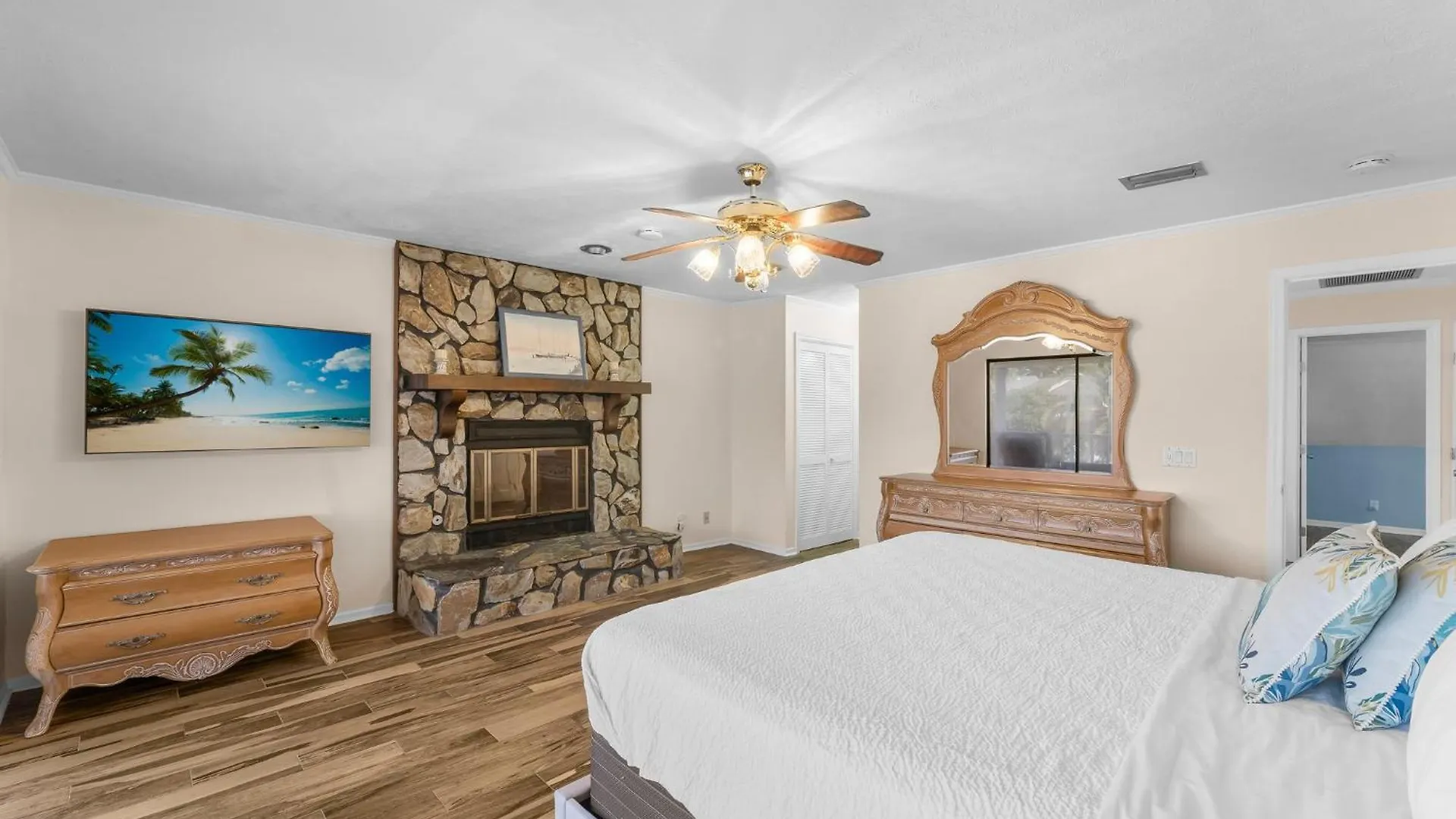 Holiday home Tranquil Lagoon Beach House! Pool And Beach Nearby! By Dolce Vita Getaways! Panama City Beach