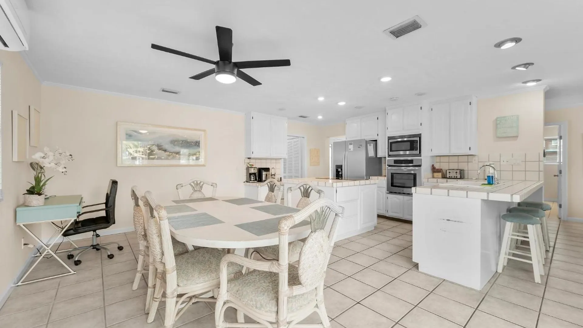 Holiday home Tranquil Lagoon Beach House! Pool And Beach Nearby! By Dolce Vita Getaways! Panama City Beach